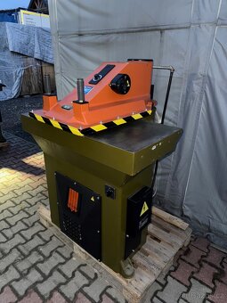 Atom SE25 vysekávací stroj Hydraulická řezačka Svit Sandt - 3