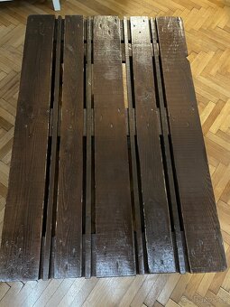 Stůl z palet - 3