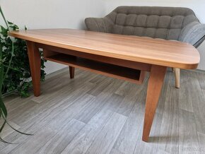 Stolek dřevěný konferenční - 3