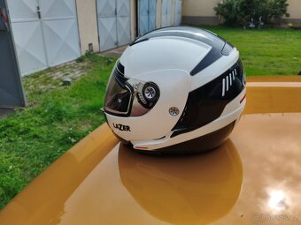 Prodám výklopnou přilbu L - 3