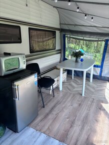 Karavan na pevné stání - 3