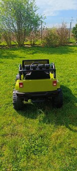 Dětské elektrické autíčko 4x4 Jeep - 3
