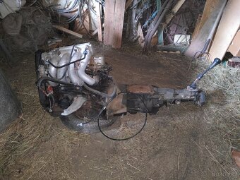 Motor Ford Pinto 2.0 OHC s převodovkou - 3