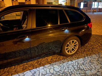 Prodám BMW 320d Touring F31 LCI – 140 kW, automat, - 3