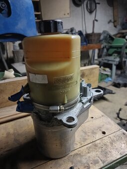 Čerpadlo servo řízení - 3