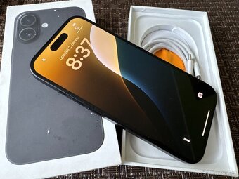 iPhone 16 128GB Black, Apple záruka, komplet - 3
