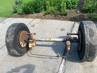 Prodám nápravu na vlek BSS P 53. - 3