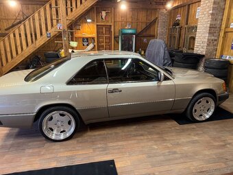 Mercedes Benz w124 coupe 300 ce - 3