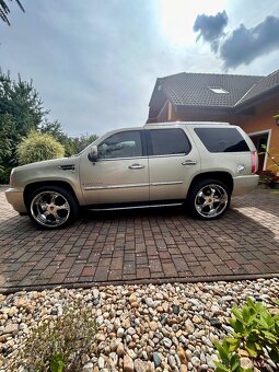 Cadillac Escalade 6.2 301kw LPG - Opočtové - 3