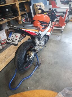 Honda CBR 900 R - 3