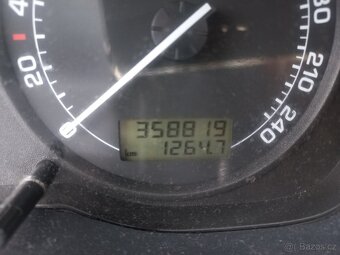 Škoda Octavia 1 81kw černá - 3