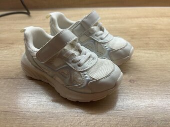 Dětské boty zn. Decathlon, Garvalín, H&M - 3