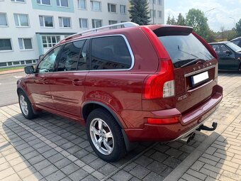 Volvo XC90 2.4 AUT MOMENTUM, KŮŽE 7 MÍST TOP STAV - 3