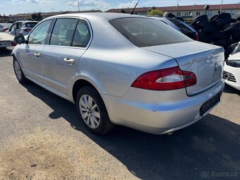 Škoda Superb 2 náhradní díly stříbrná - 3