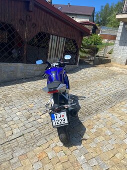 Yamaha YZF-R125 - 3