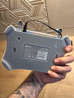 Router: TL-WR840N 300 Mbps Wireless N - 3