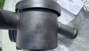 Termostat kompletní - nový originální díl 03L 121 111 AL - 3