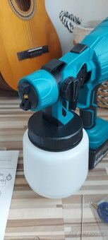 Aku stříkací pistole, pro baterie Makita 18V, nová. - 3