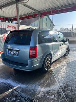 Chrysler Grand Voyager 2.8 CRD 120kw Limited 2011 - 3