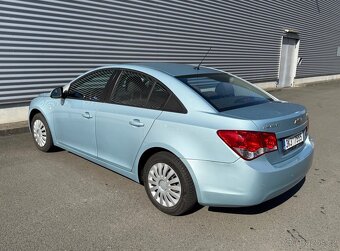 CHEVROLET CRUZE 1,6i EcoTec 91kW - 2.maj - pouze 78800km - 3