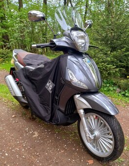 Piaggio Beverly 300 - 3
