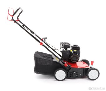 Benzinový provzdušňovač-vertikutátor s košem VeGA GT 5654 - 3