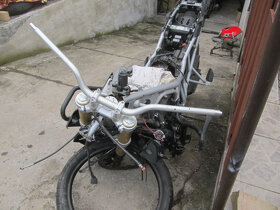Triumph Tiger 800 2011 - 3