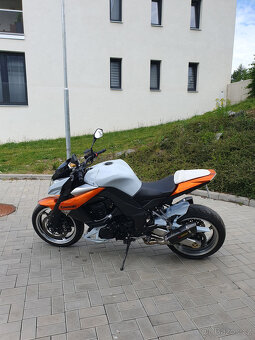Kawasaki Z1000 - 3