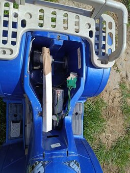 Elektrická čtyřkolka Peg-Perego - 3