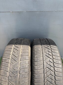 Zimní pneumatiky Pirelli 235/50/19 103V. - 3