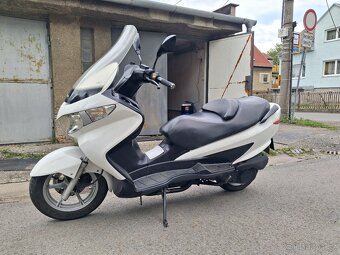 Suzuki Burgman 125 - 3