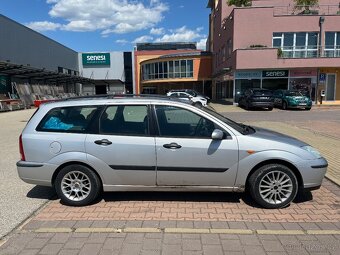 Ford focus - 3