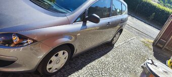 Prodám Seat Altea XL 1.9 Tdi BXE 77 kw rv.12/2007 mod.2008 - 3