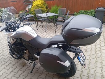 CF MOTO 650 MT premium; rok 2022 - 3