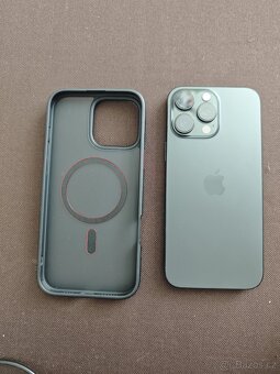 Apple iPhone 16 Pro Max 256GB Black Titanium - 3