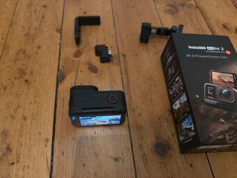 Insta 360 Ace pro 2 - 3