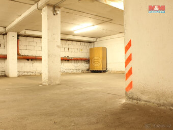 Pronájem garážového stání, 16 m², Praha, ul. Dělnická - 3