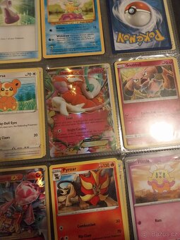 Pokémon karty skoro full album + V full art - 3