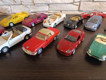 Autíčka modely Mercedes, BMW, Porsche, Jaguar atd. - 3