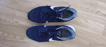 Dětské běžecké boty NIKE 36 EU - 3