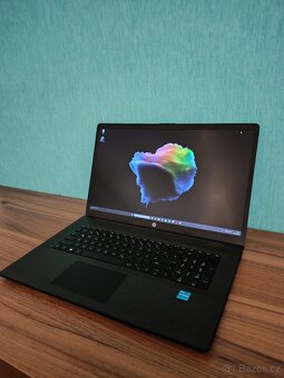 HP Laptop 17 i3 16GB 512GB - 3