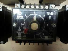 Spínací hodiny TU60 - 3