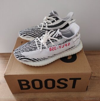 Adidas Yeezy Boost 350 V2 Zebra - 3