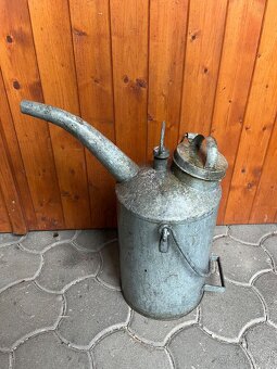 Plechová konev Shell - 3