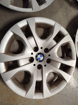 Originální poklice BMW 17'' 600,- - 3