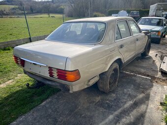 Mercedes Benz W126 300E - 3