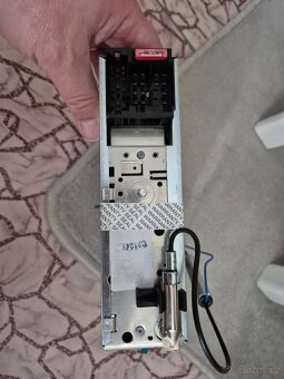 Prodám starší funkční autoradio Blaupunkt. - 3