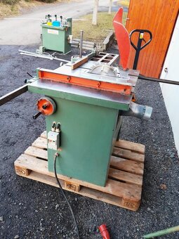Formátovaví pila SCM - 3