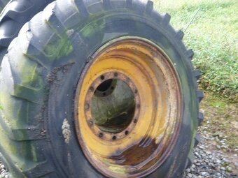 oplechování střechy, kabina střecha, kolo pneu disk - 3