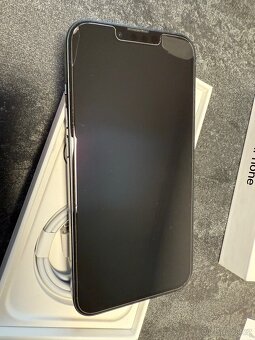 iPhone 13 - 3